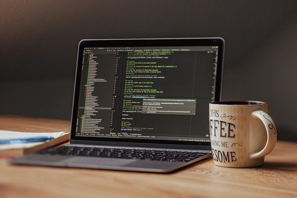 Pourquoi choisir une agence laravel pour vos projets web ambitieux ?